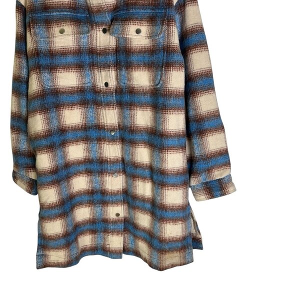 Levis Selma Oversized Cozy Shirt Jacket Size Xsmall Libby Plaid Bonnie Blue NWT - Picture 4 of 6